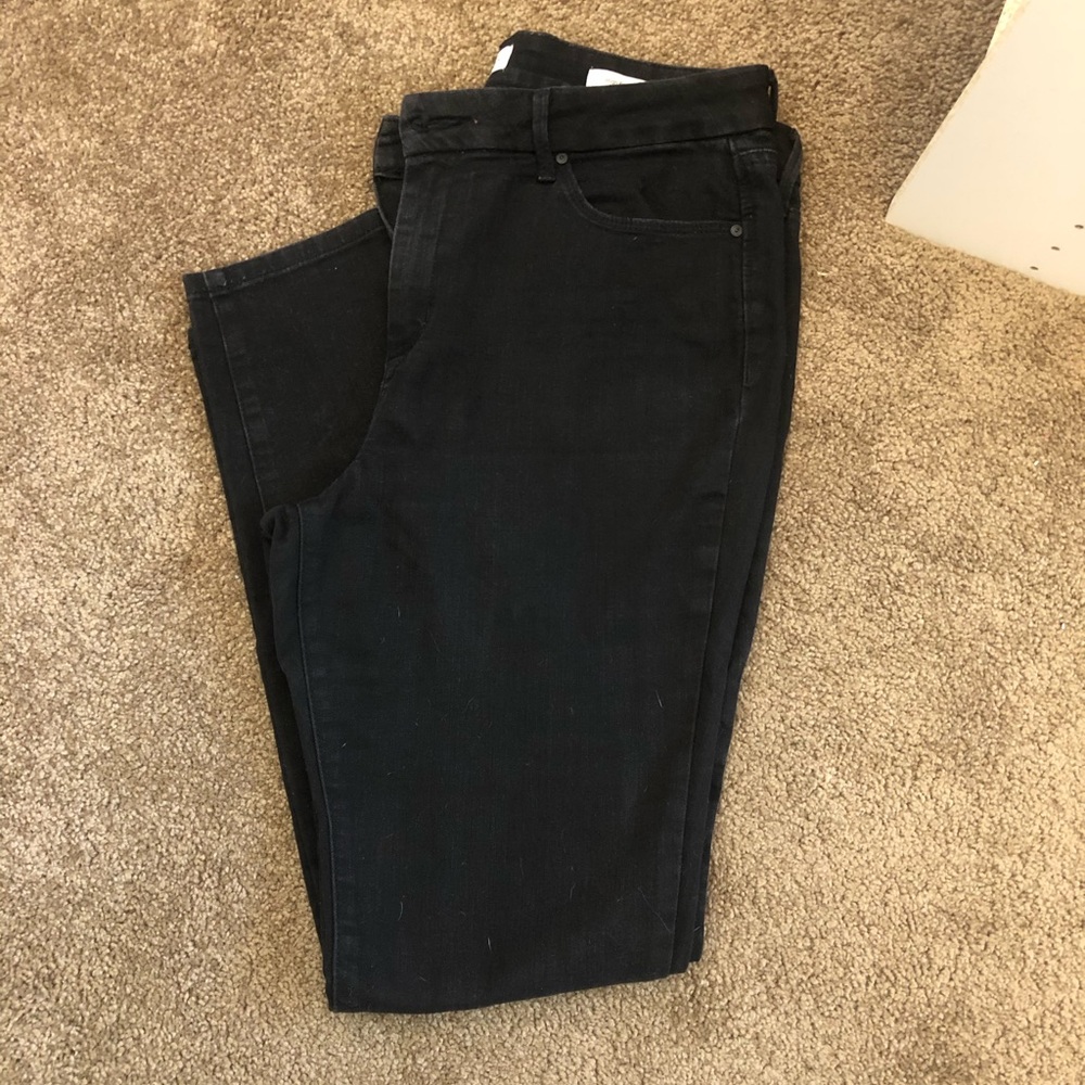 Black Skinny jeans
